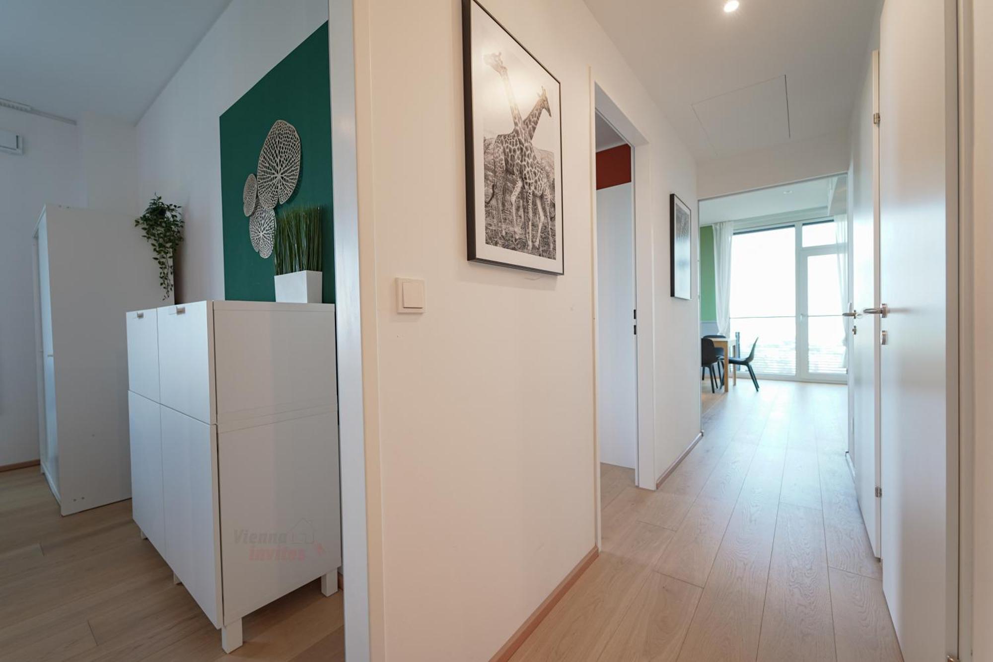 Triiiple 7heaven - Amazing View On Floor With Rooftop Pool * Viena