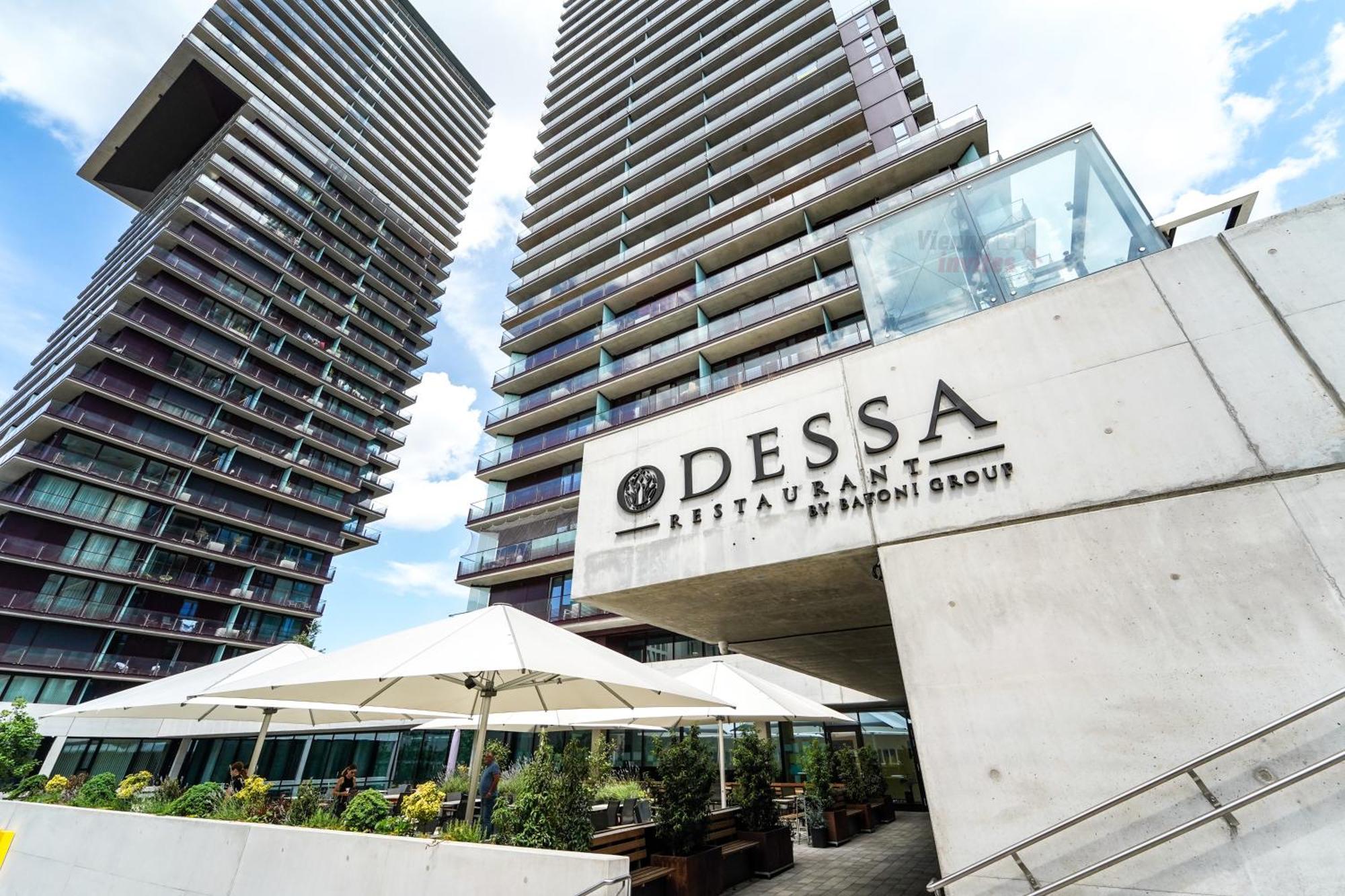 Triiiple 7heaven - Amazing View On Floor With Rooftop Pool * Viena